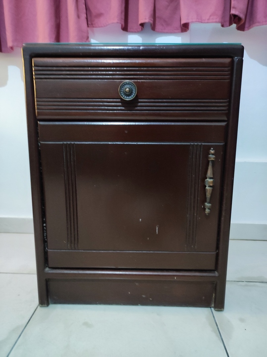 muebles y colchones - BIURO Y MESA DE NOCHE (PRECIOS 38,500 Y 9,200) 1