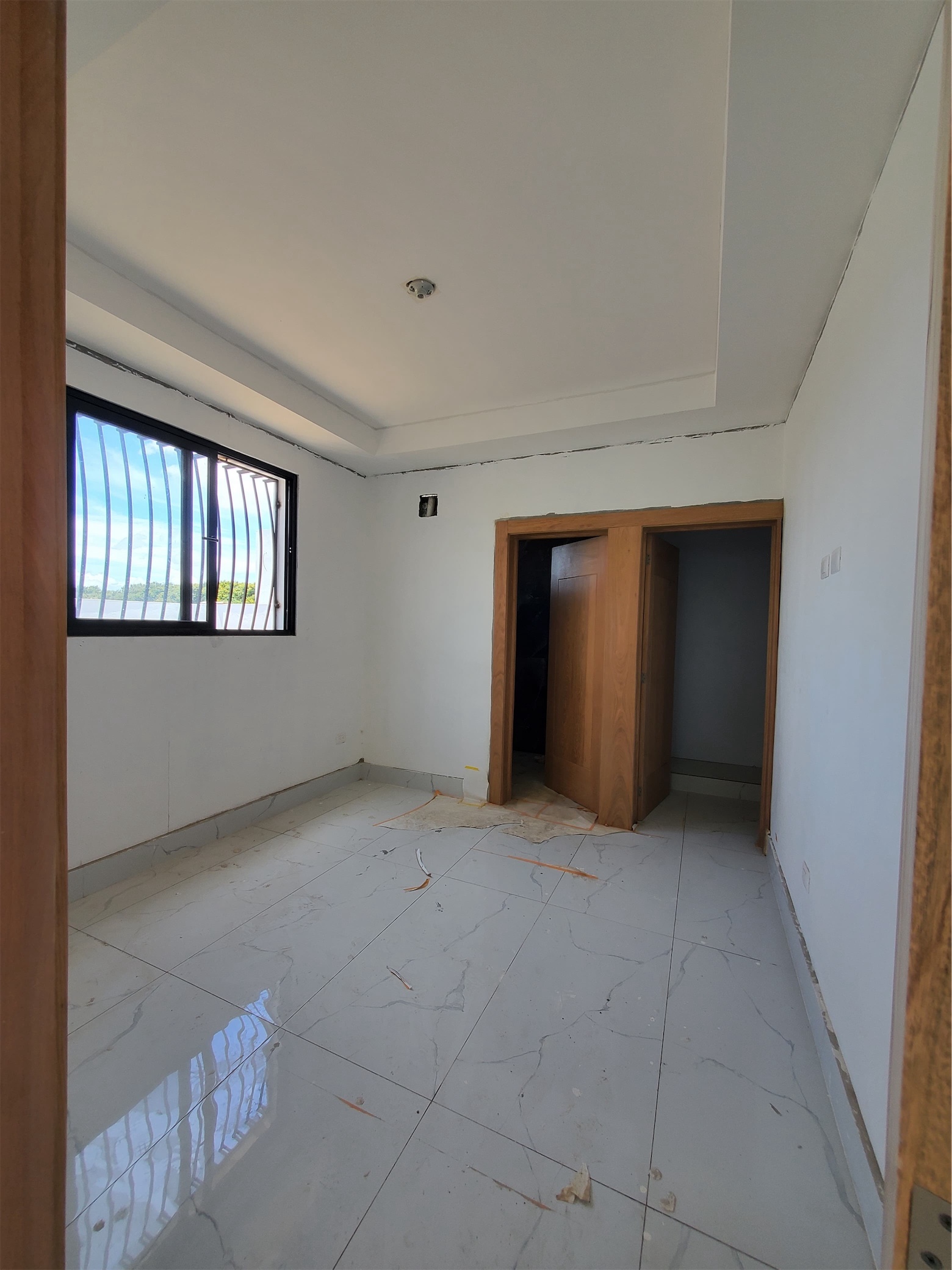 casas - Moderna Casa en Proyecto Cerrado con Patio 2