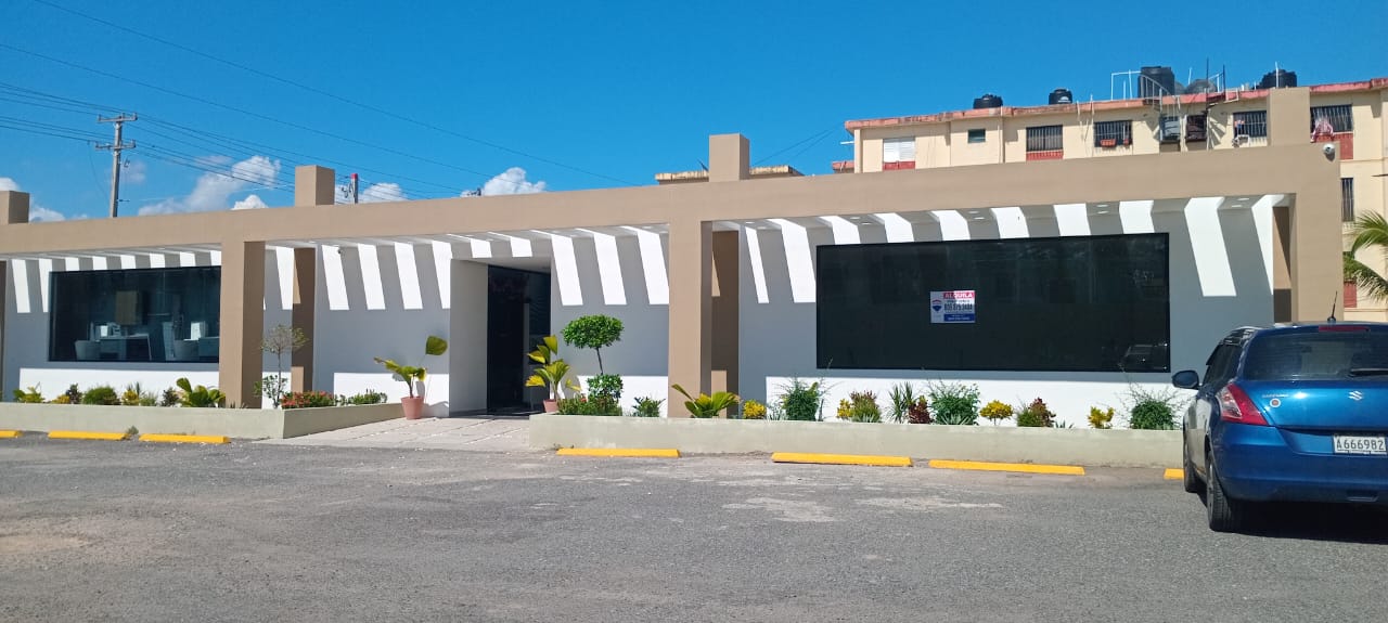 oficinas y locales comerciales - Local comercial en Alma Rosa 0