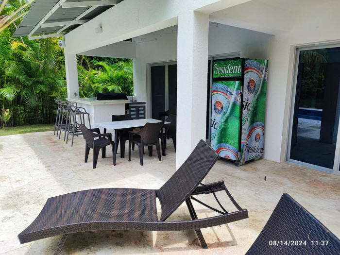 casas vacacionales y villas - Villa Amueblada en Venta y Renta - Playa Nueva Rom 1