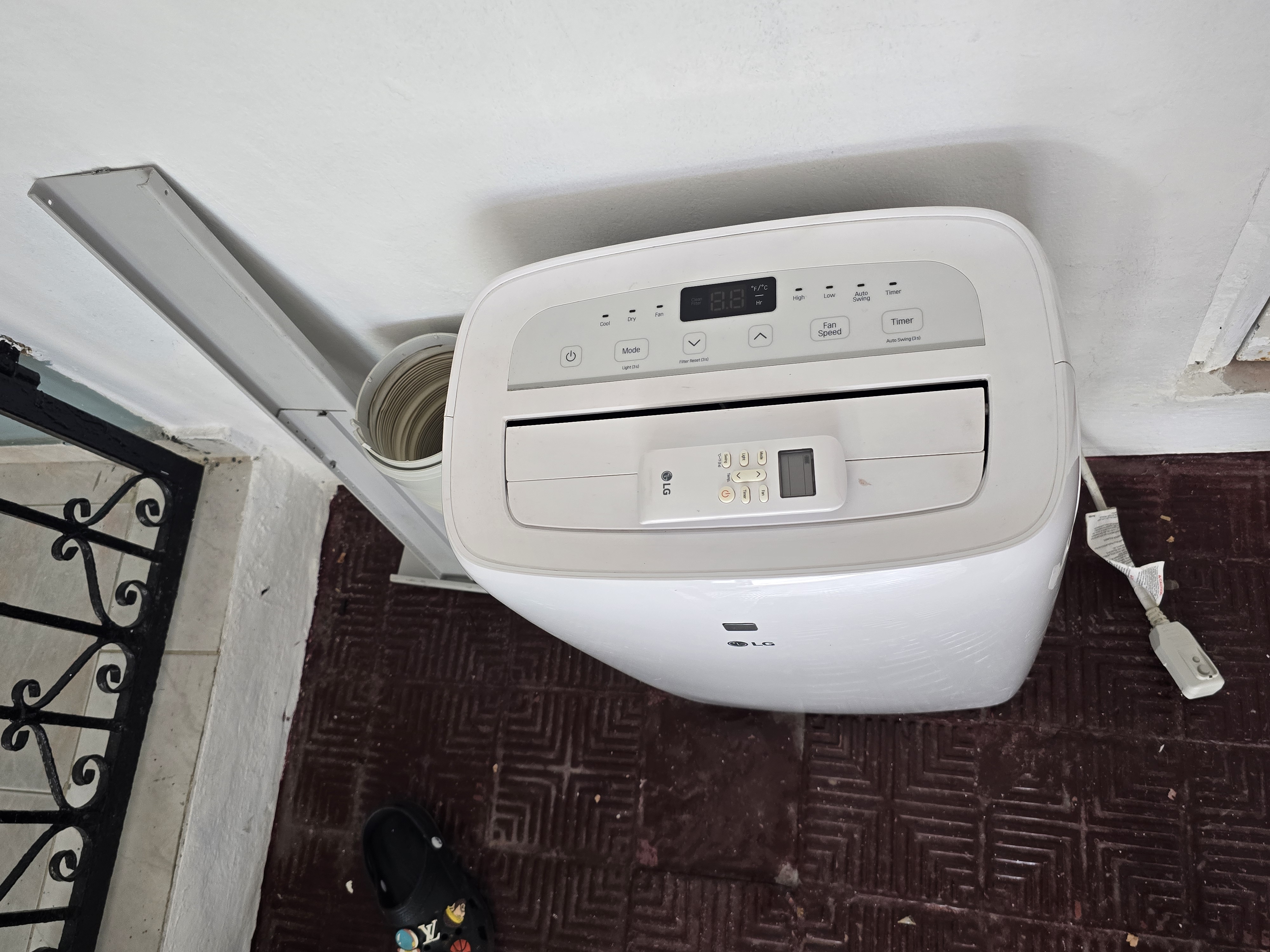 aires acondicionados y abanicos - aire acondicionado portátil LG casi nuevo  1