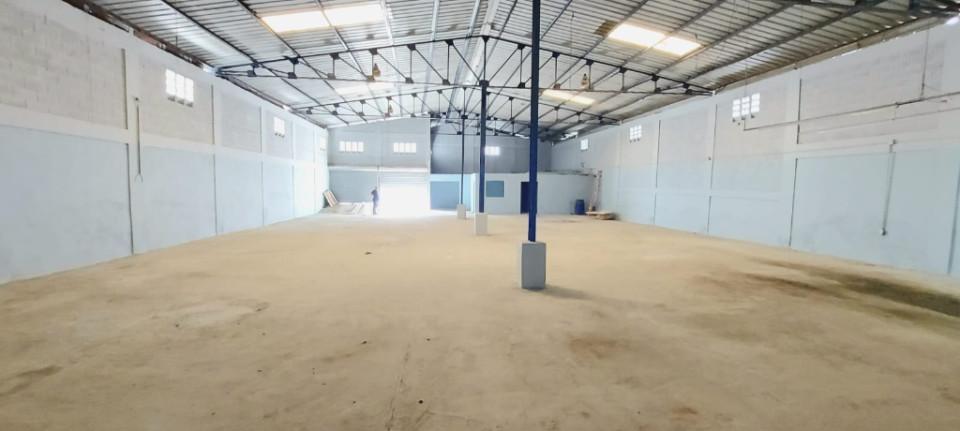 otros inmuebles - Nave Industrial en Cerros de Palmarejo SANTO DOMINGO OESTE 4