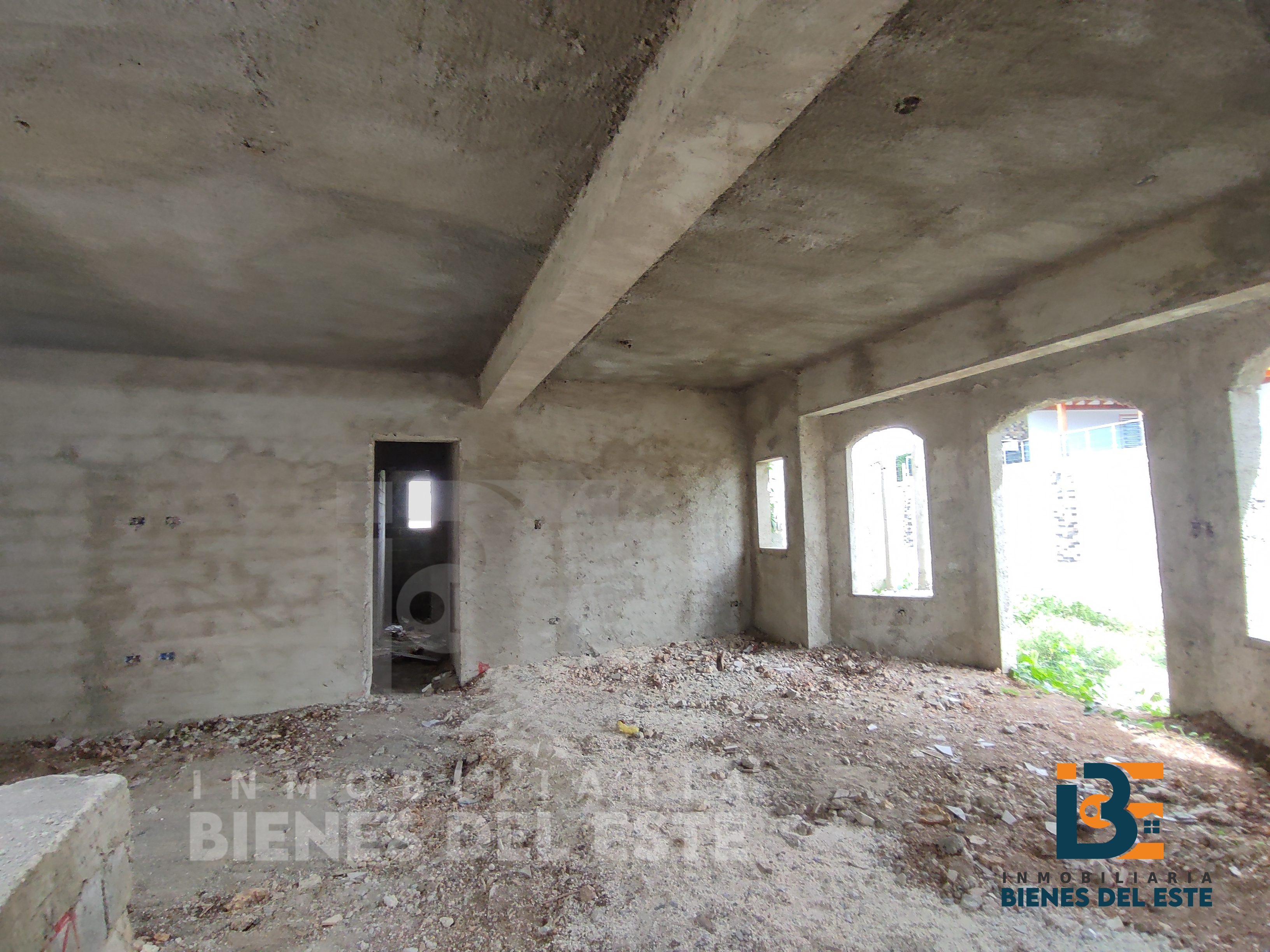 casas - SE VENDE CASA EN CONSTRUCCION de Oportunidad. 6