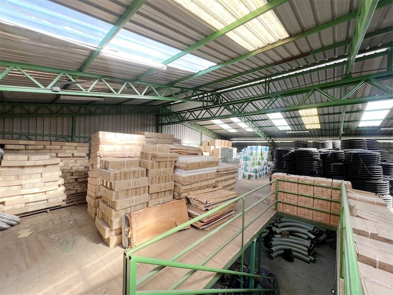 oficinas y locales comerciales - Nave en ensanche la Fe  4