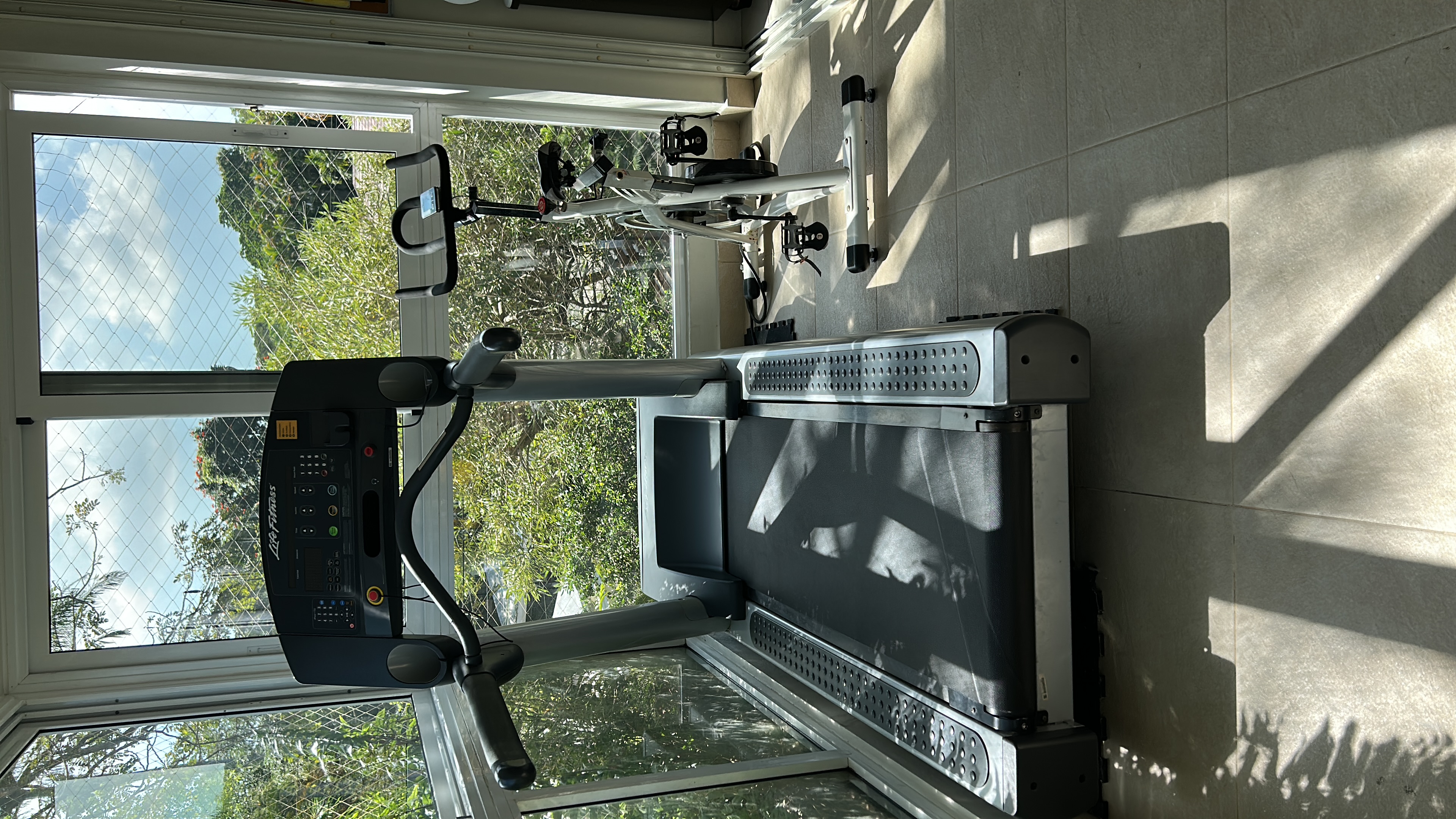 deportes - Caminadora LifeFitness  1