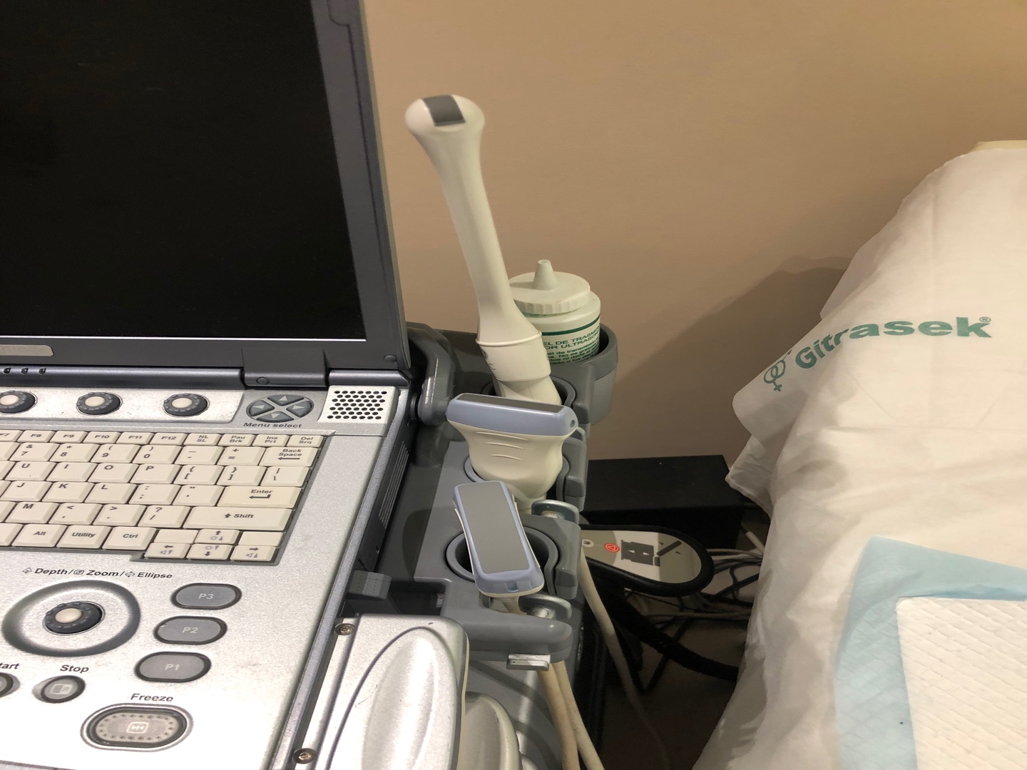 equipos profesionales - Sonografo General Electric Logiq E portable 5