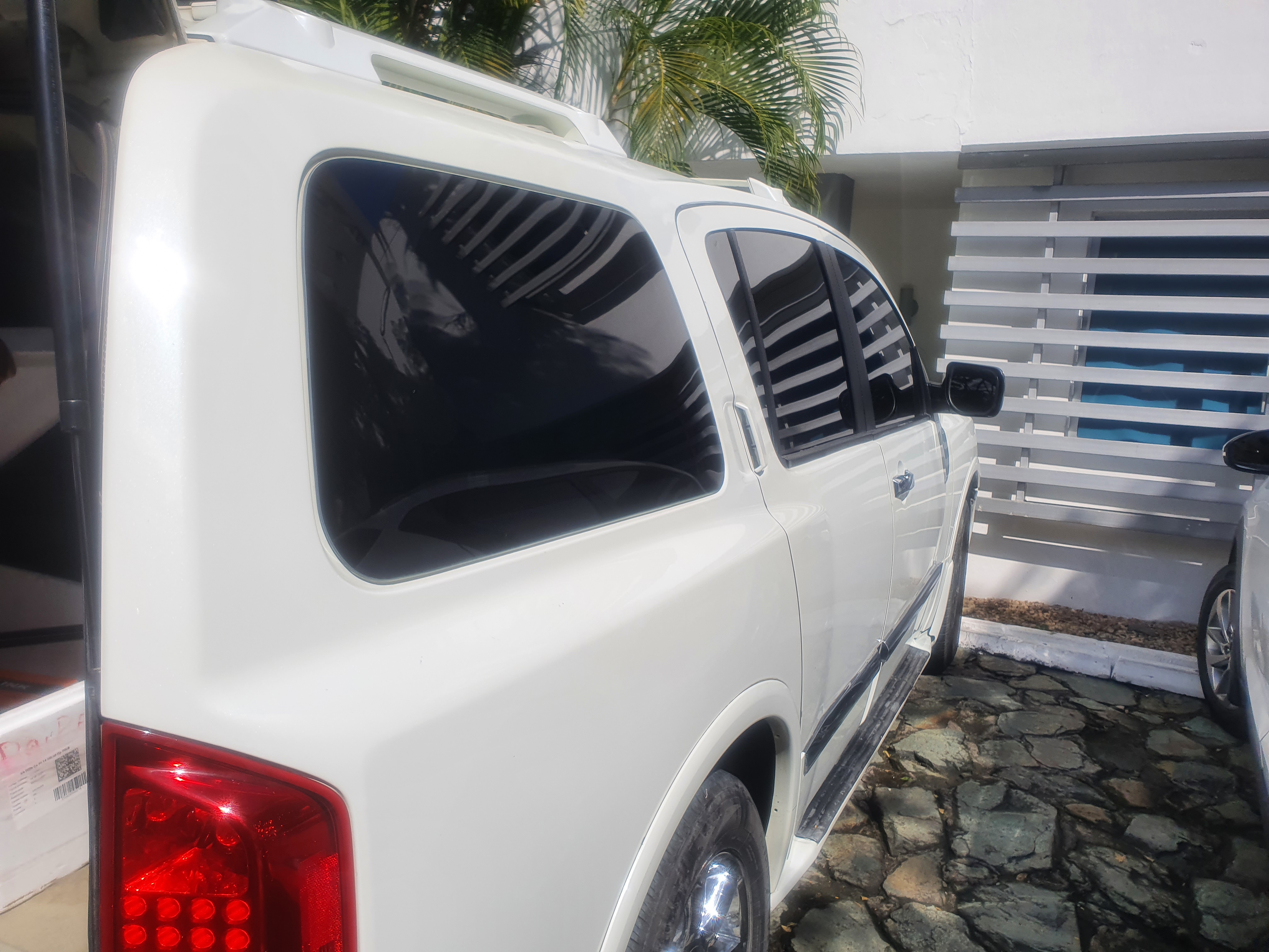 jeepetas y camionetas - INFINITI QX56 2006 BLANCA 4