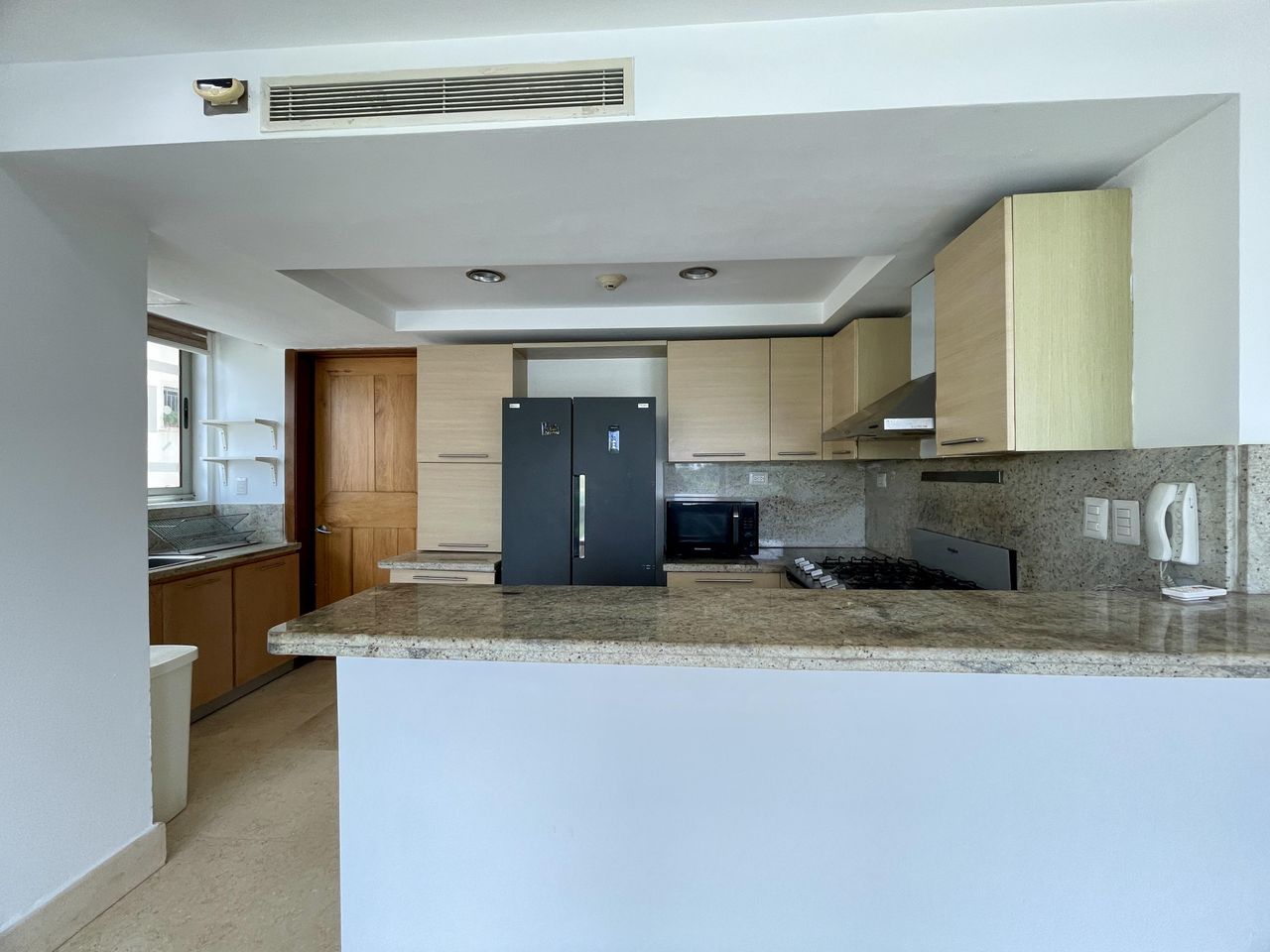 apartamentos - Alquiler de apartament con línea blanca ,piantini  3