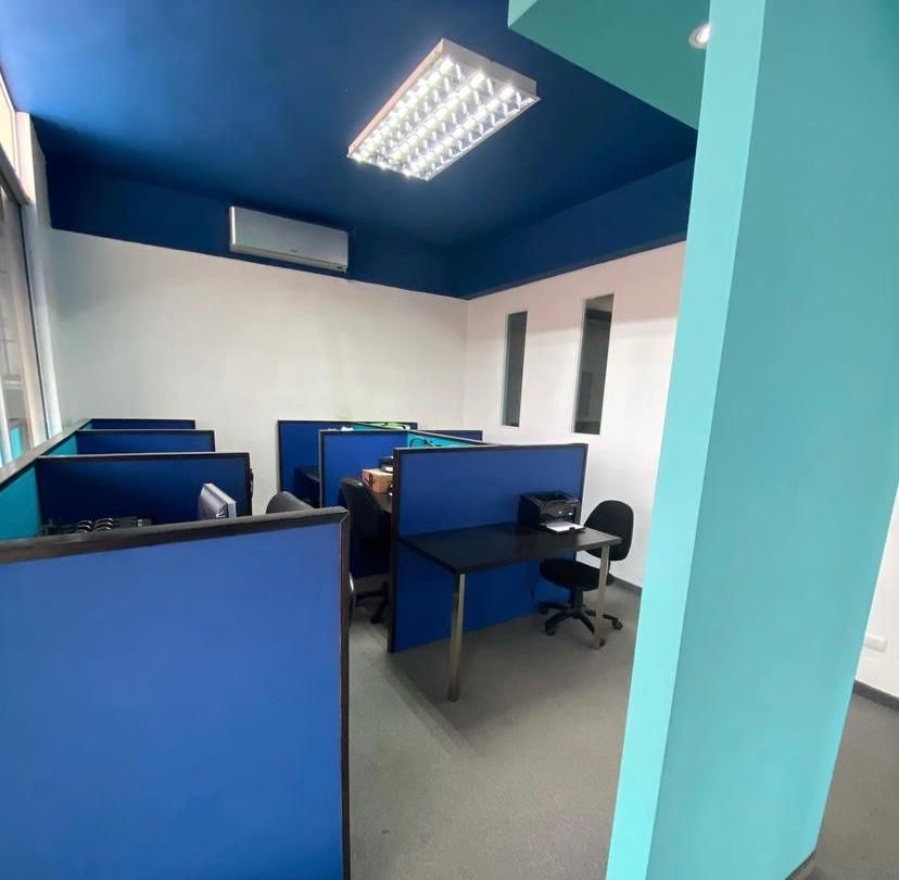 oficinas y locales comerciales - Local céntrico en el millon 1