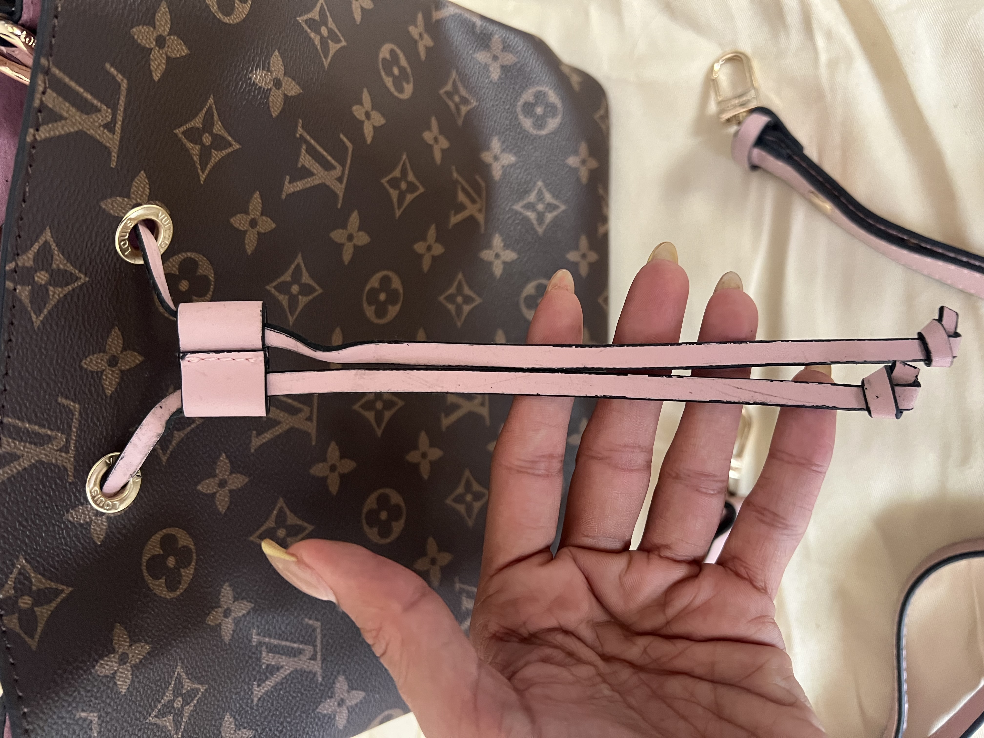 carteras y maletas - Bolso Louis Vuitton NeoNoe rosa  5