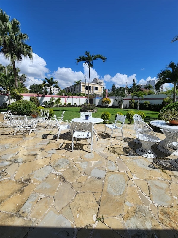 casas - Espectacular Casa/Solar de 2,060 mts² en venta📍Los Cacicazgos Distrito Nacional 3