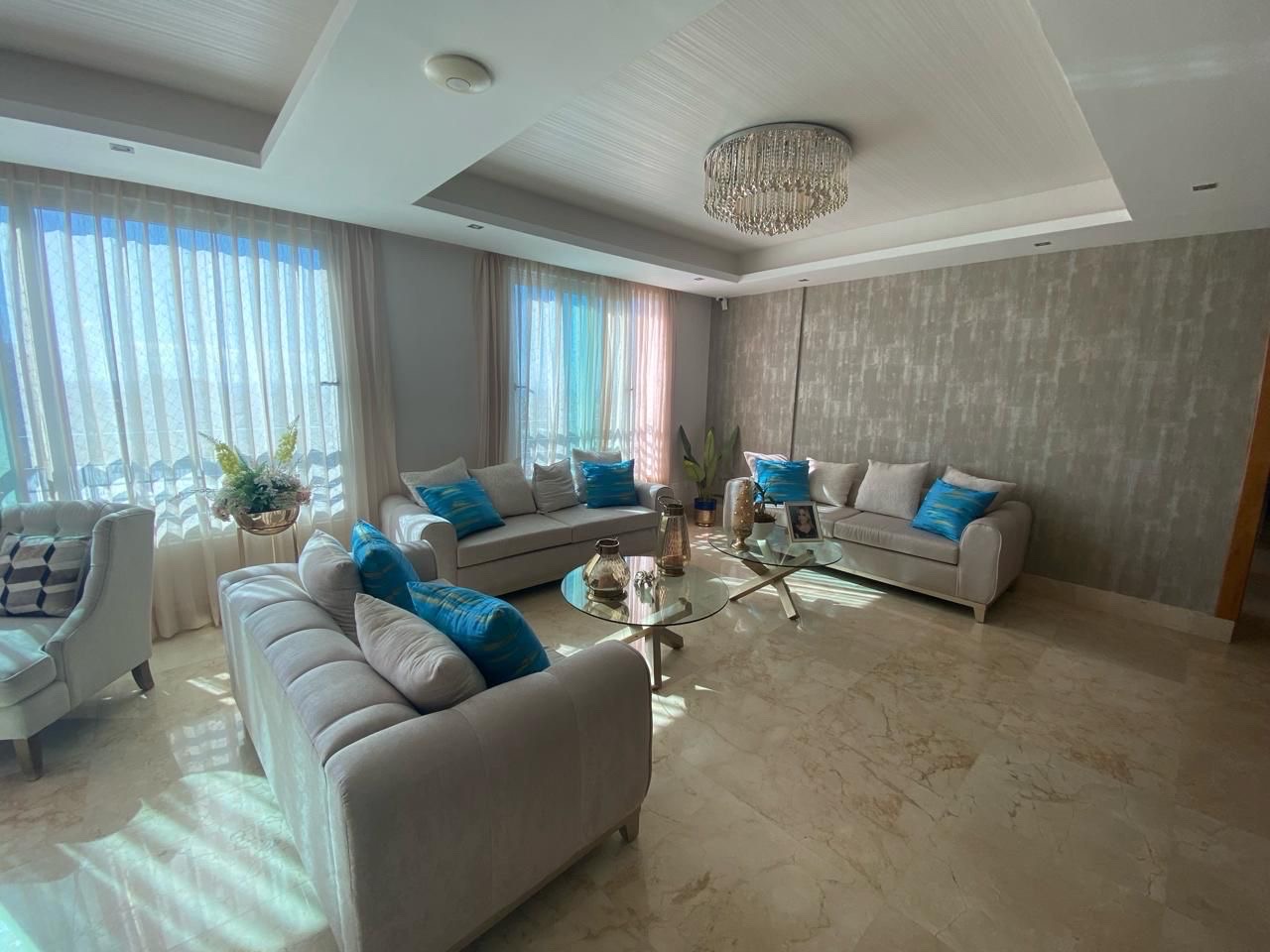 apartamentos - venta de penthouse en Merlot 3 Alma Rosa 1 de 336mts con jacuzzi Santo Domingo  3