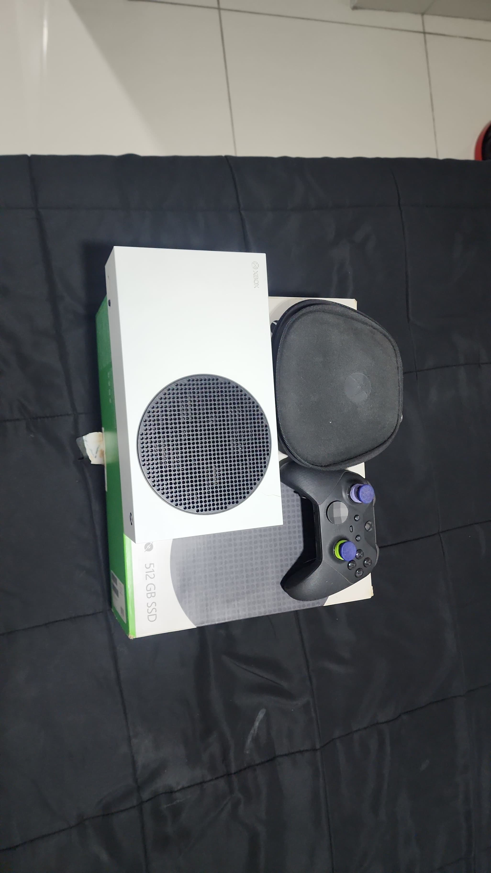 consolas y videojuegos - SE VENDE XBOX SERIE S DE 512 GB (USADO) CON CONTROL ELITE 2 INCLUIDO (NEGOCIABLE
