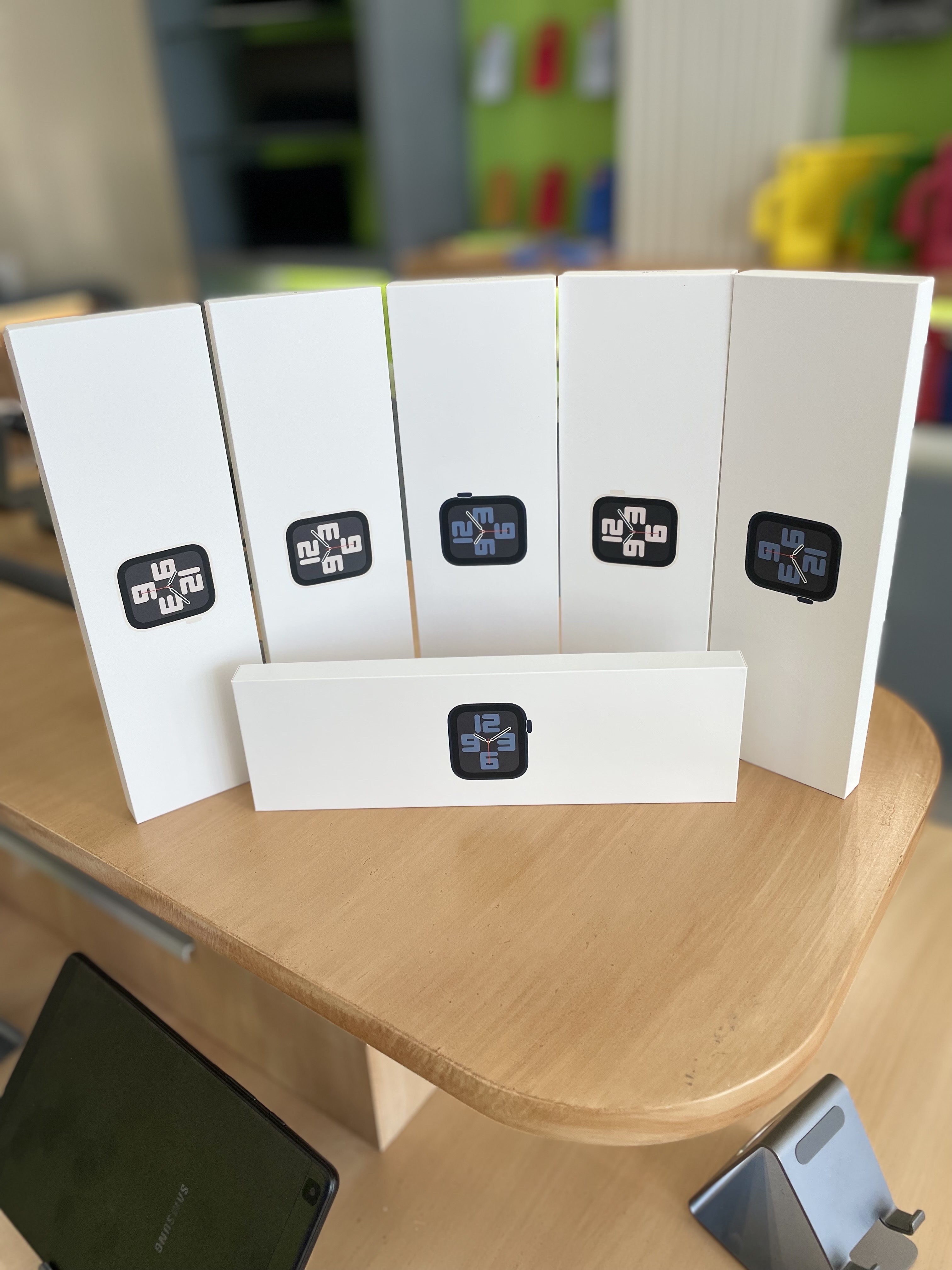 otros electronicos - APPLE WATCH SE (2DA GENERACIÓN) 40MM$14,500 4