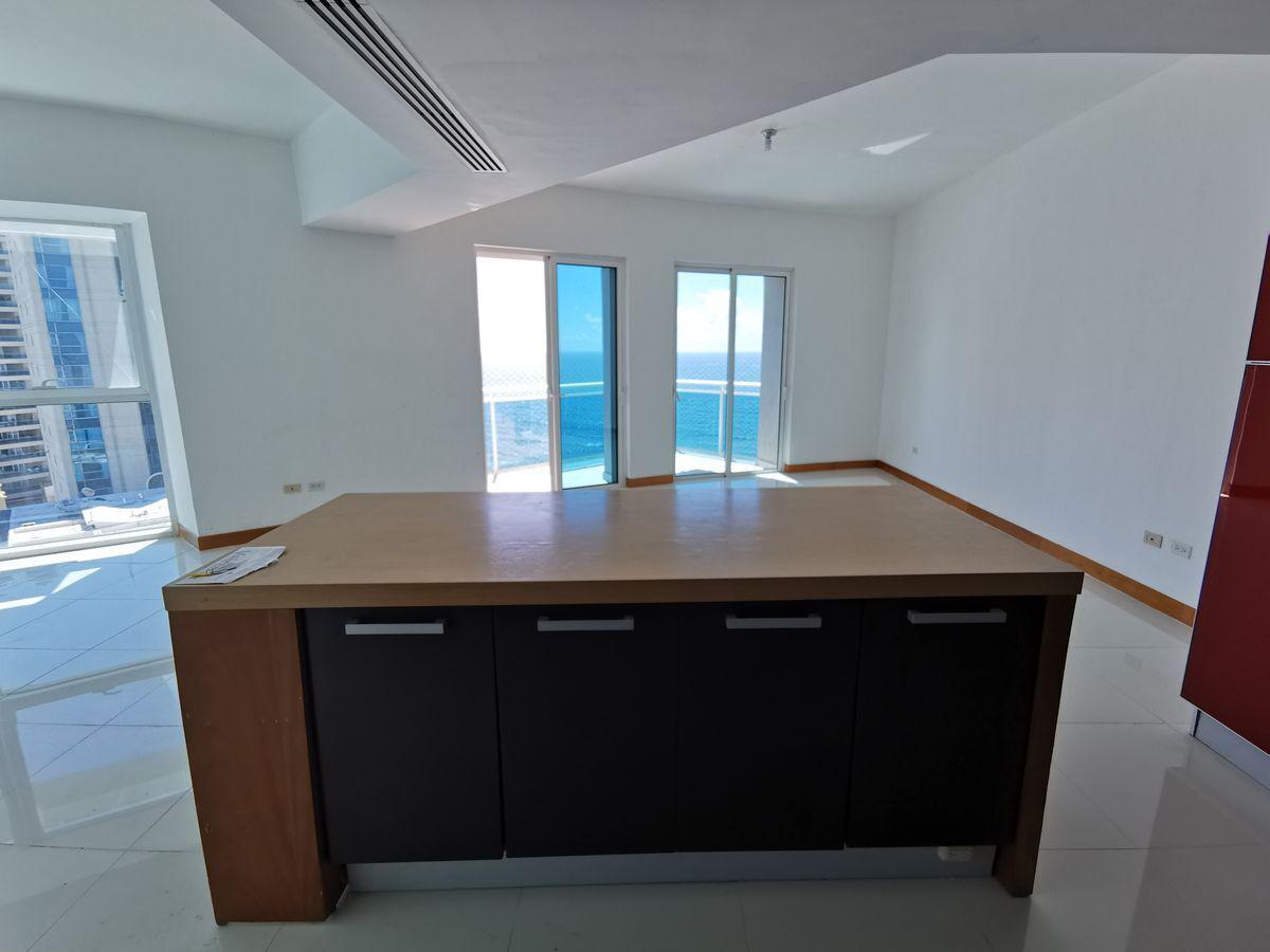 apartamentos - Apartamento de 3 habitaciones moderno frente al mar, Malecon 6
