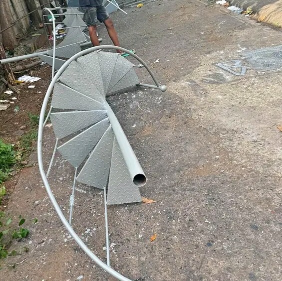 herramientas, jardines y exterior - Gran oferta de escalera  1