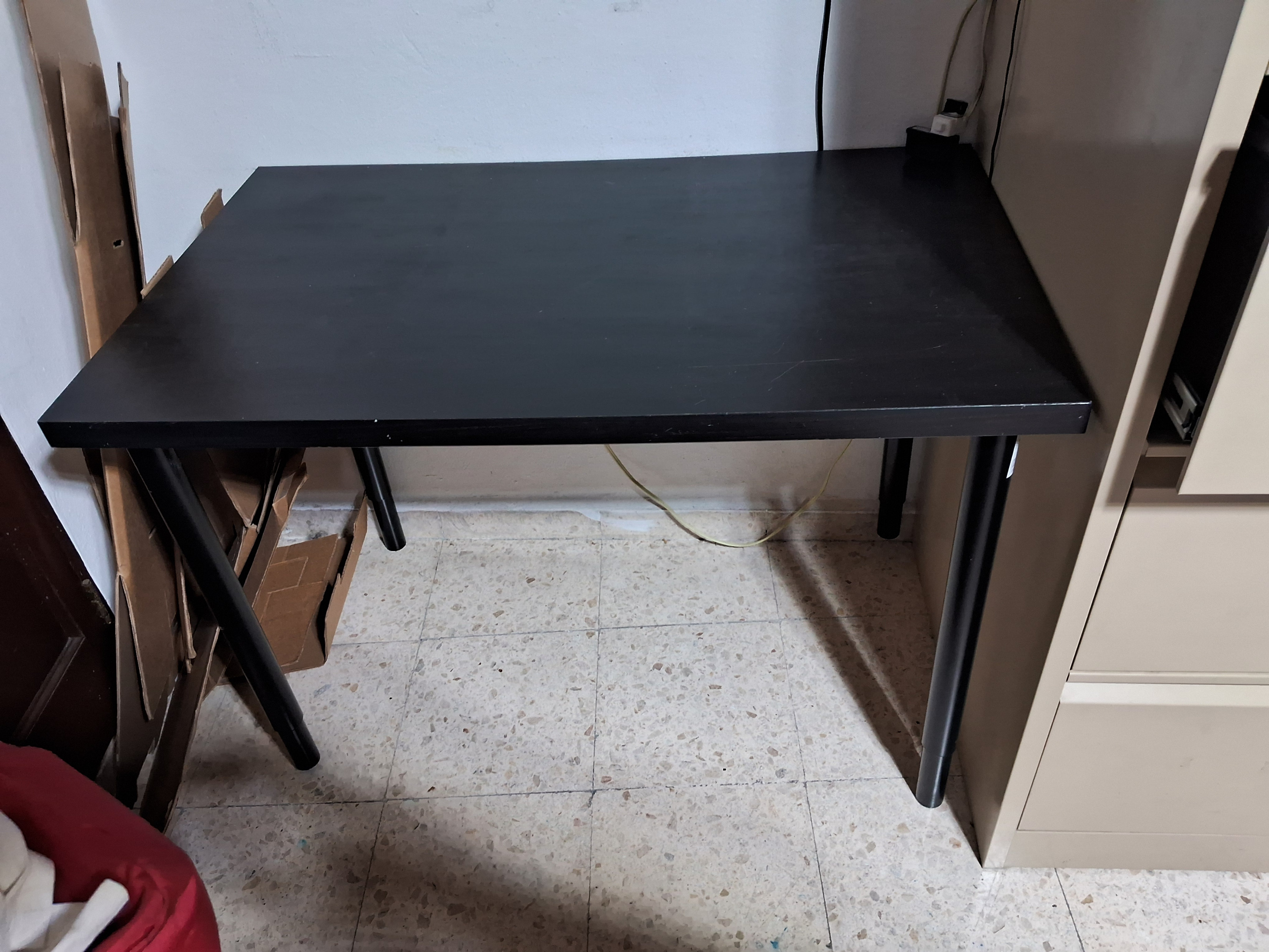 muebles y colchones - ESCRITORIO IKEA