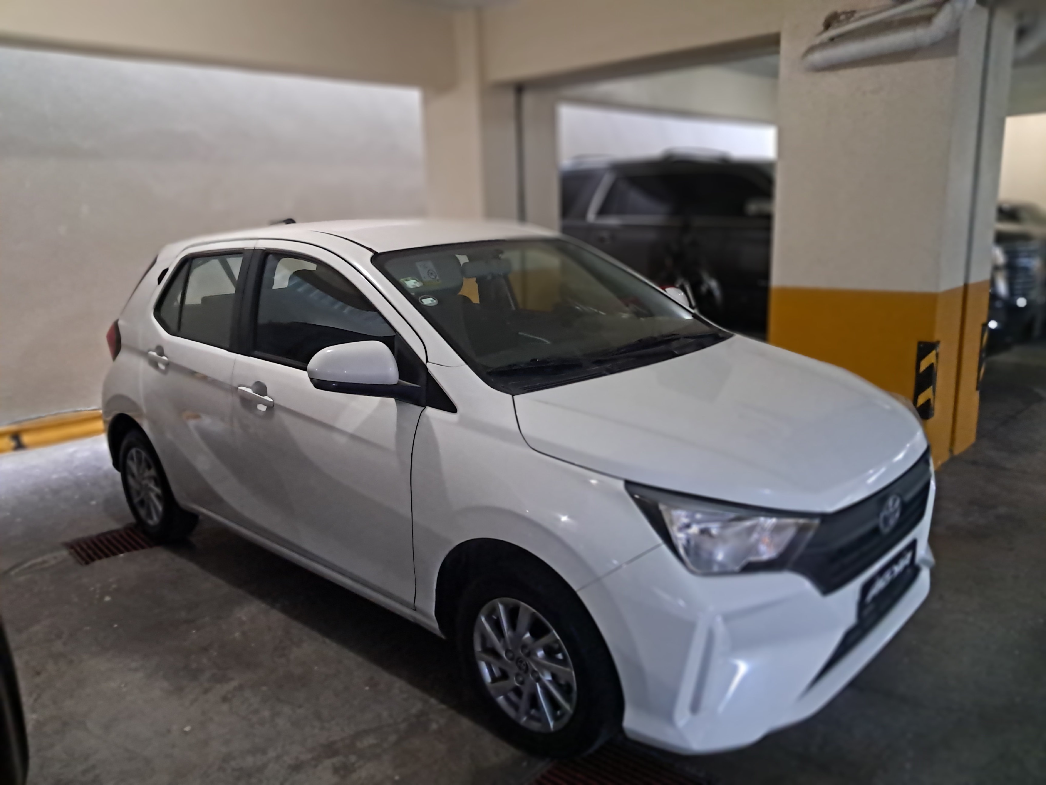 carros - Toyota Agya 2024 2