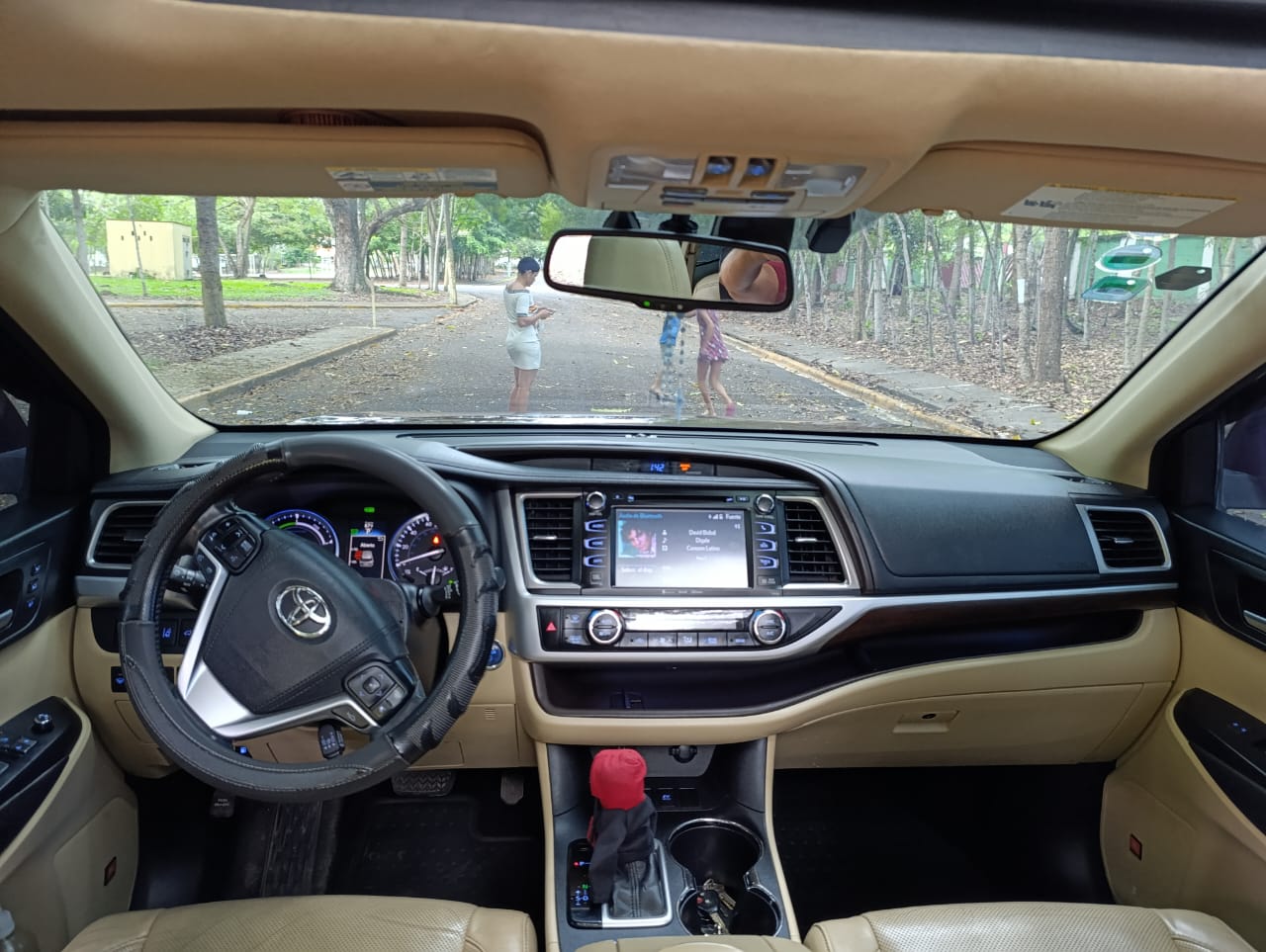 jeepetas y camionetas - Toyota higlander platinum híbrida 2016 3
