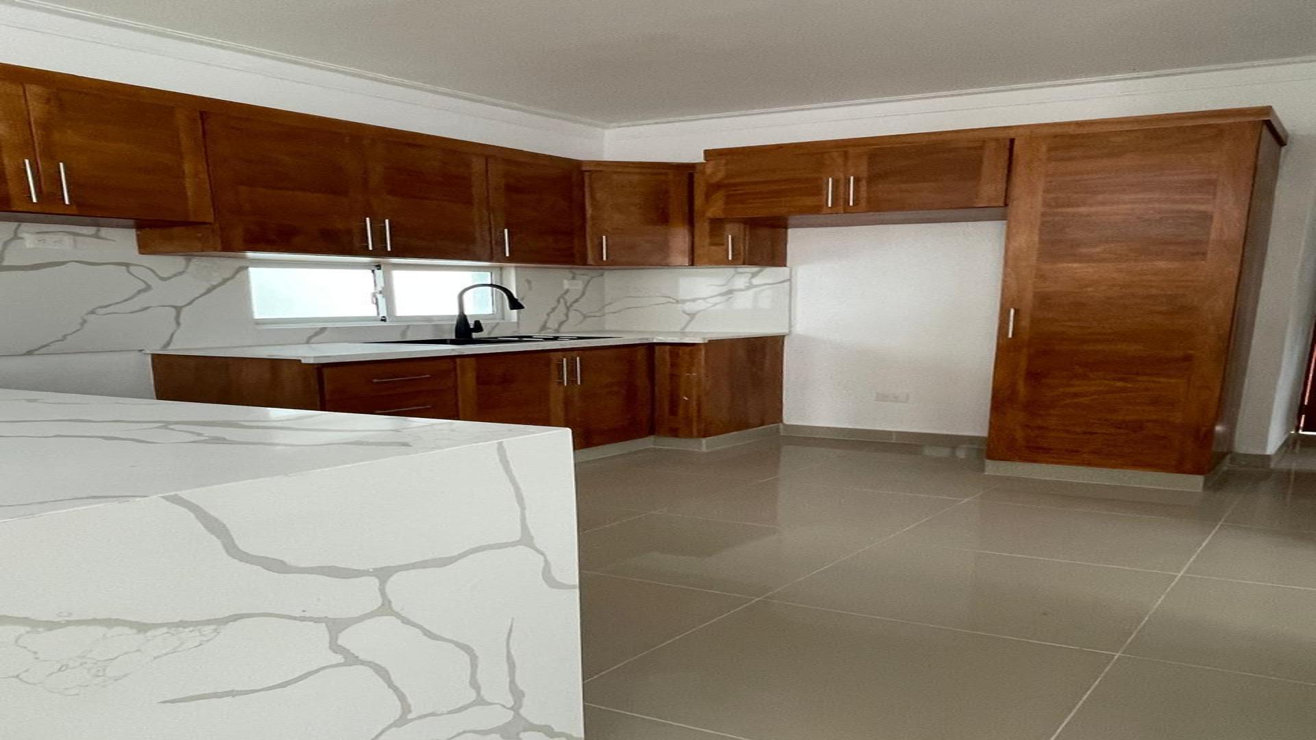 casas - Casa  de 2 Niveles en La Concordia, Km 14 Autopista Duarte 7