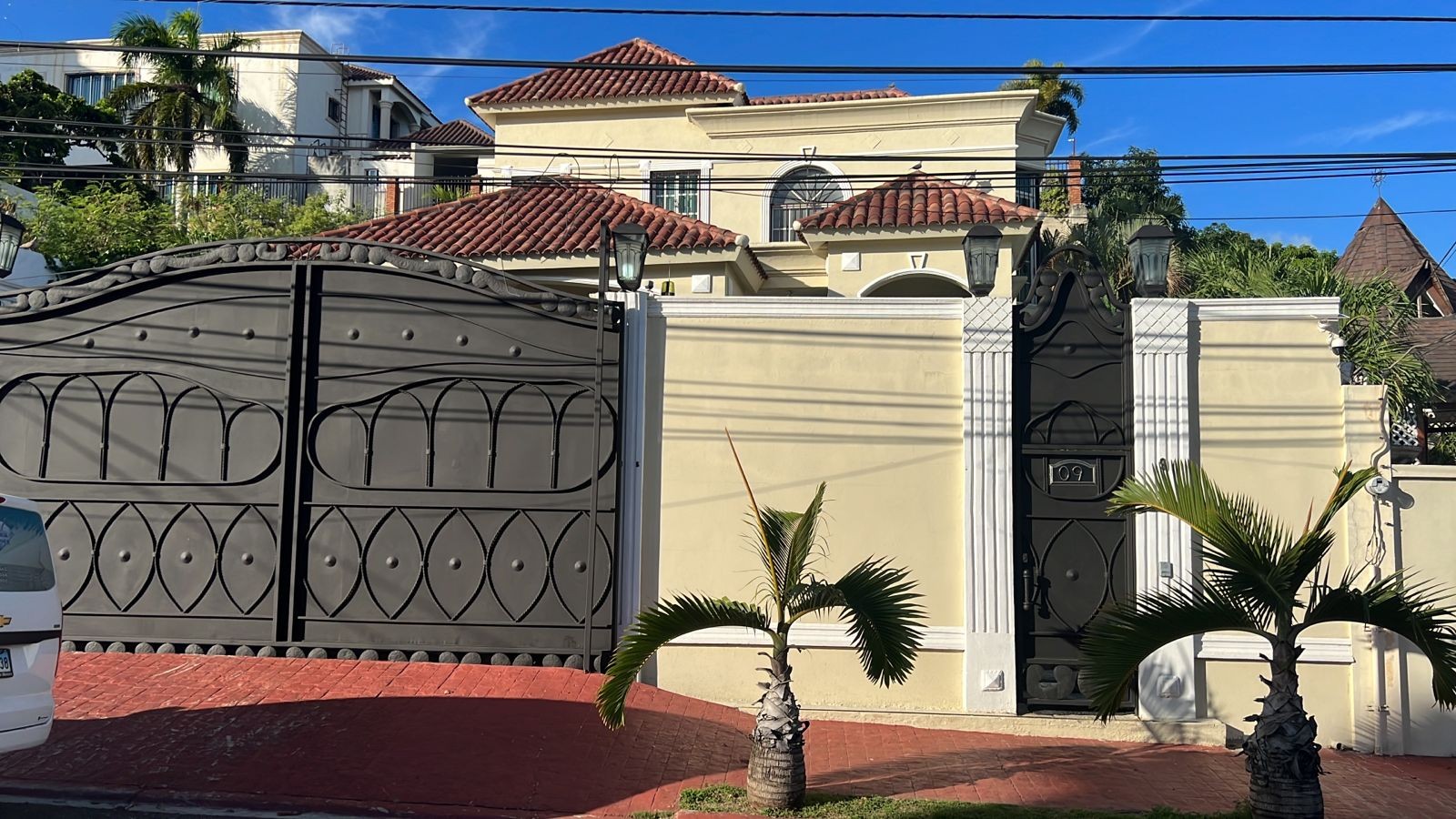 apartamentos - Estupenda Casa de Venta en La Zurza  0