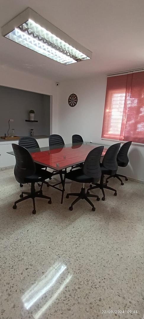 oficinas y locales comerciales - Oportunidad Oficina Amueblada lista para usar, Ubicación, Precio. Impecable..  5