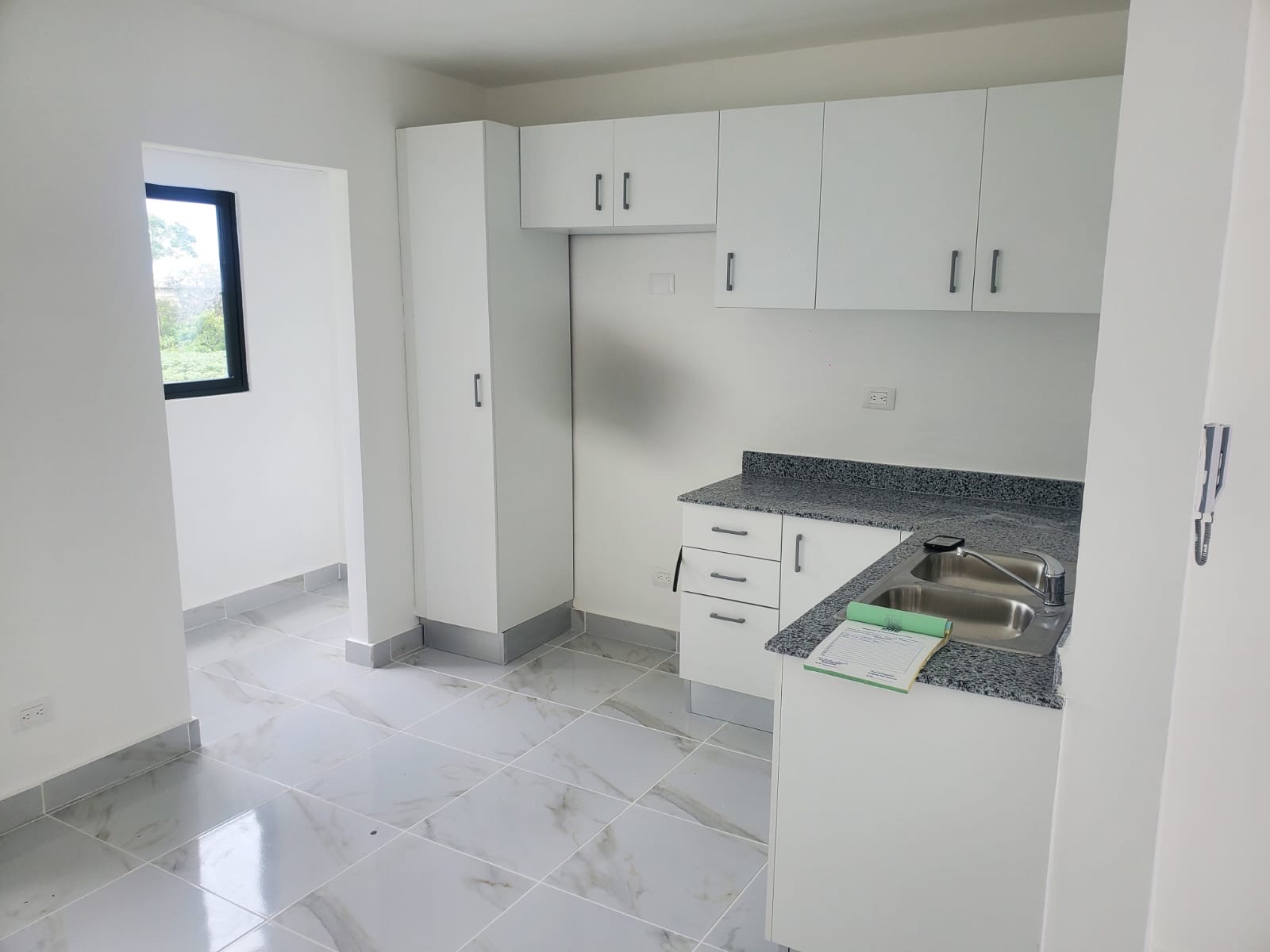 apartamentos - RES. DON FERNANDO III 5