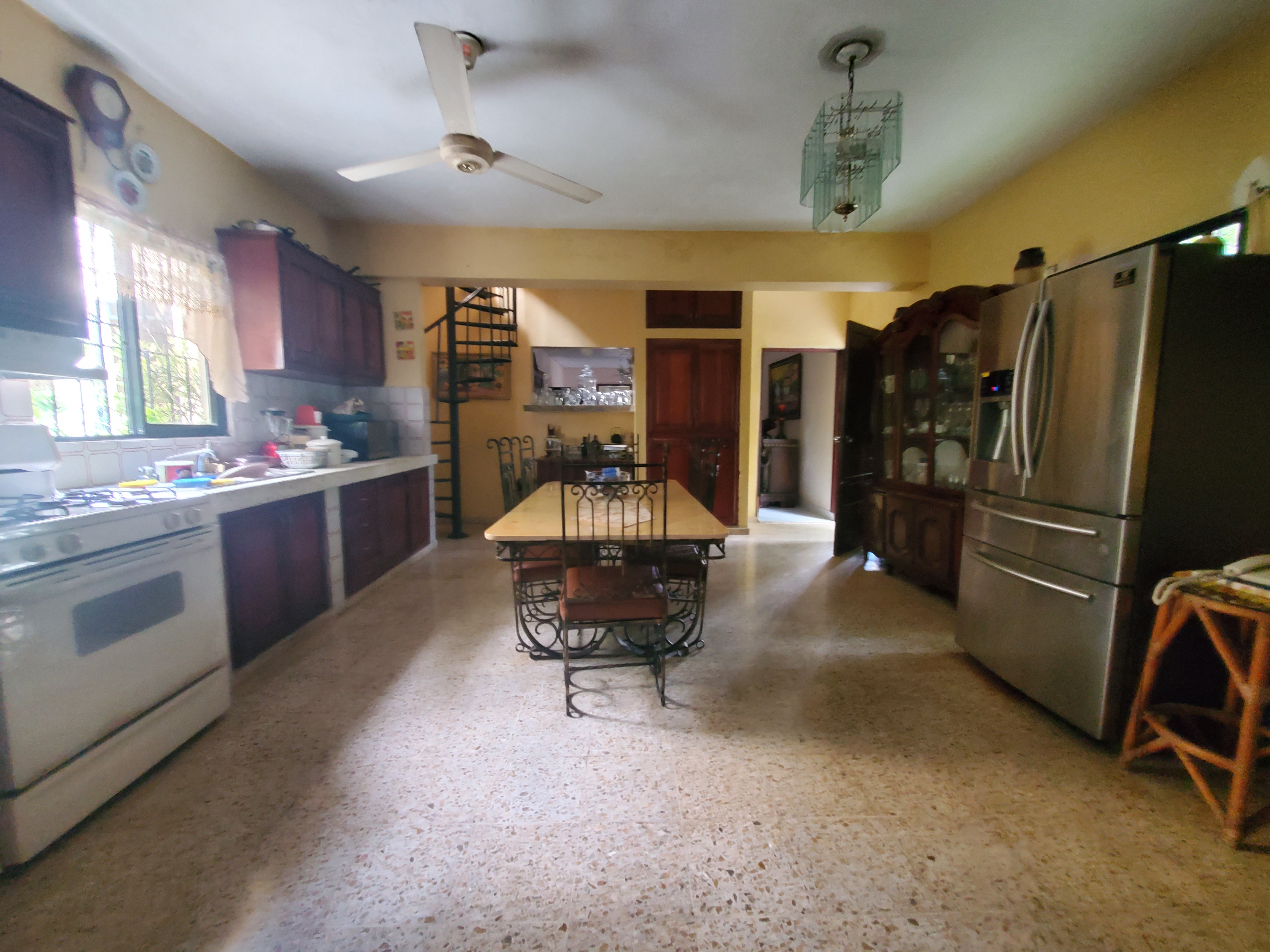 casas - Vendo Casa unifamiliar con un apartaestudio en N2 6