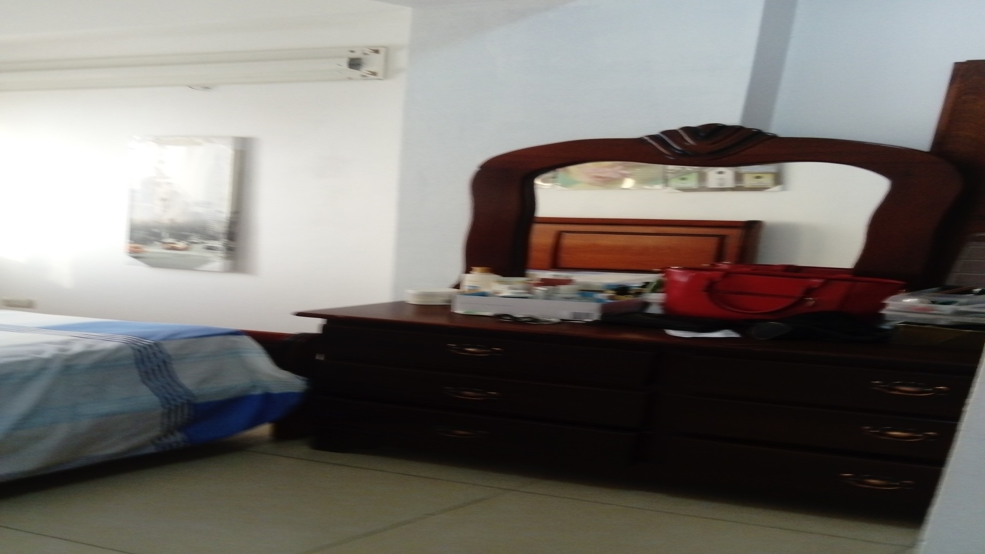 muebles y colchones - Juego de habitation en CAOBA ORIGINAL 
solo Rd 60.000 3