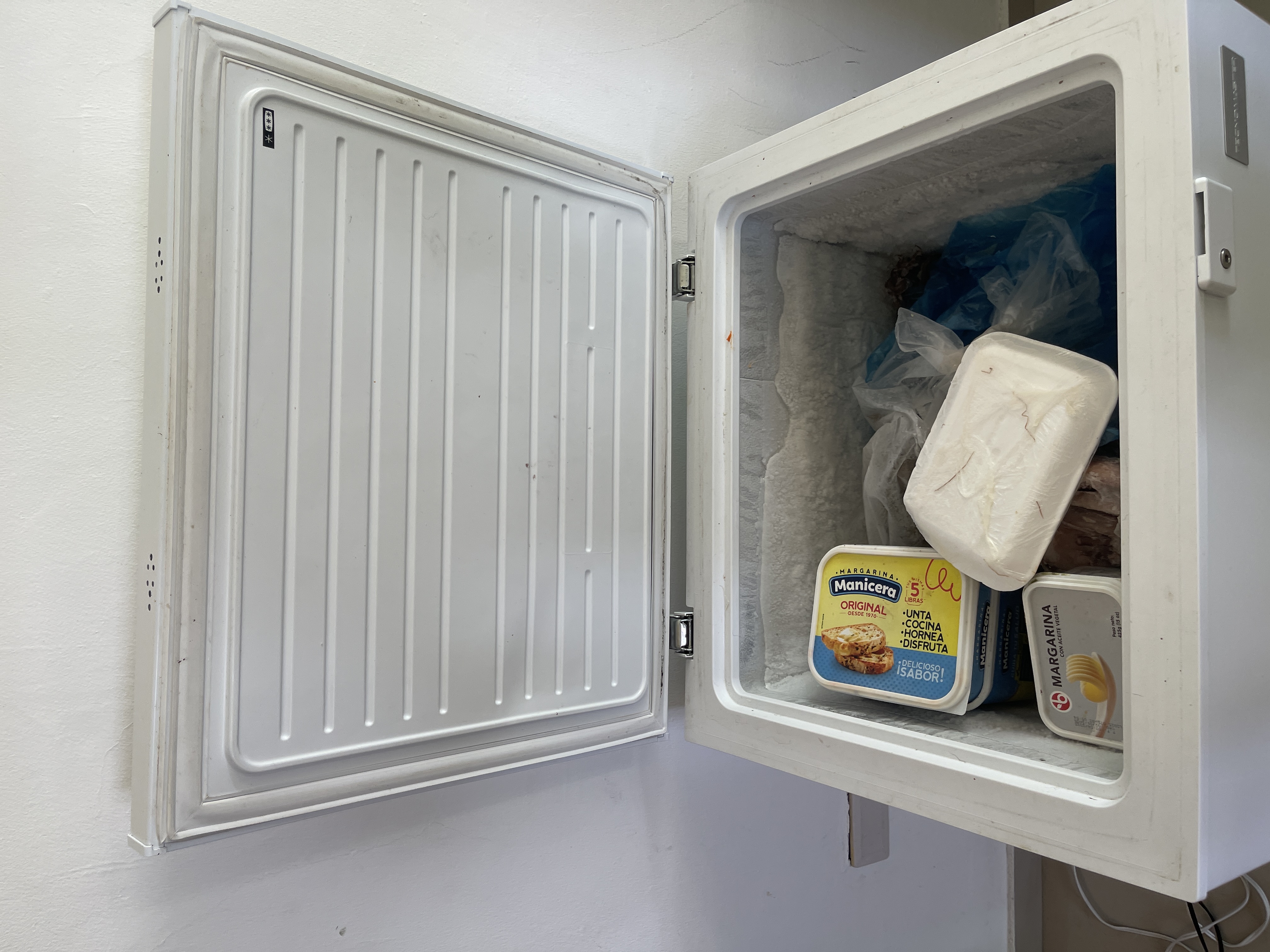 cocina - Freezer pequeño  4