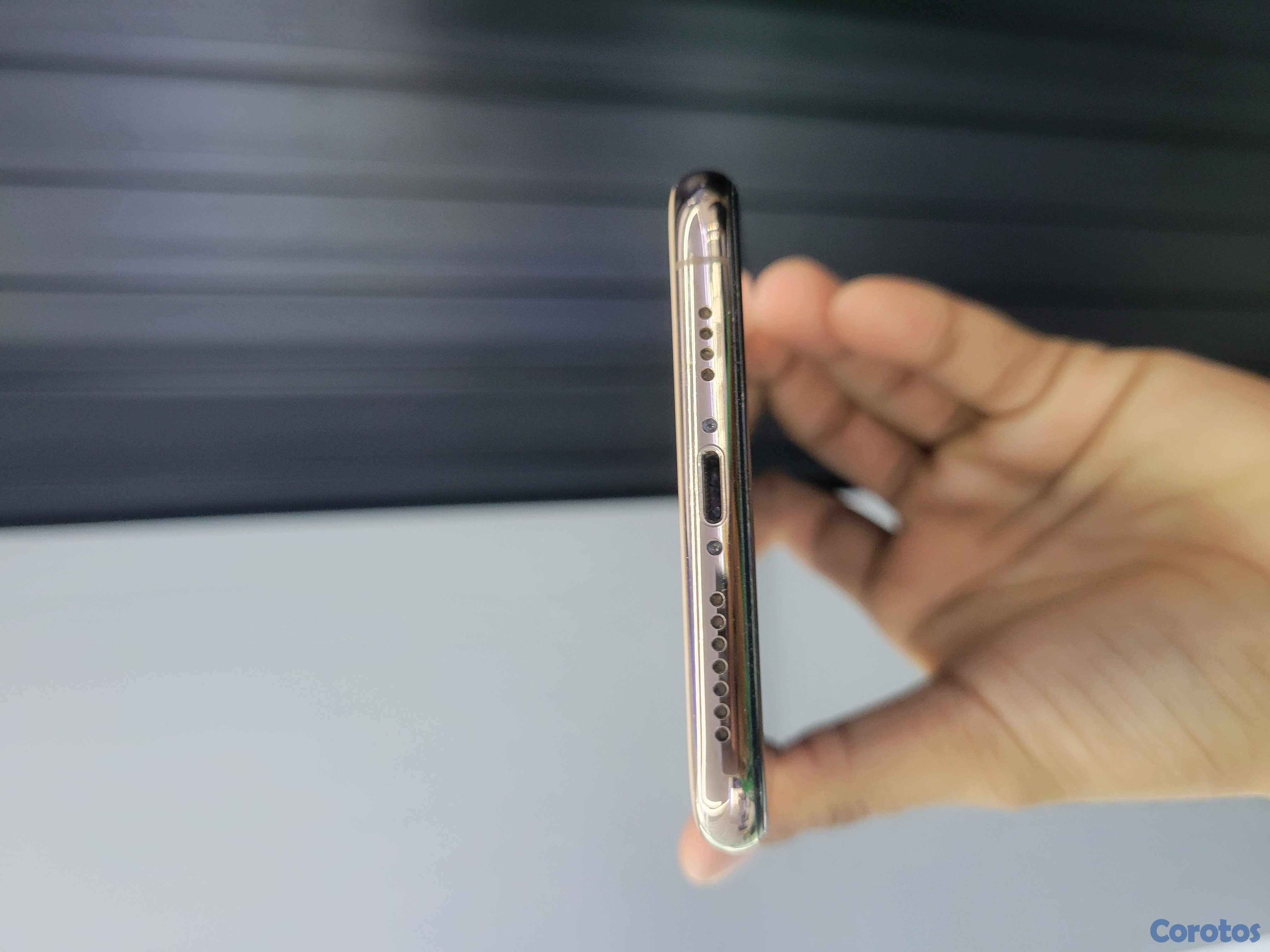 celulares y tabletas - iPhone XS MAS de 64gb  2