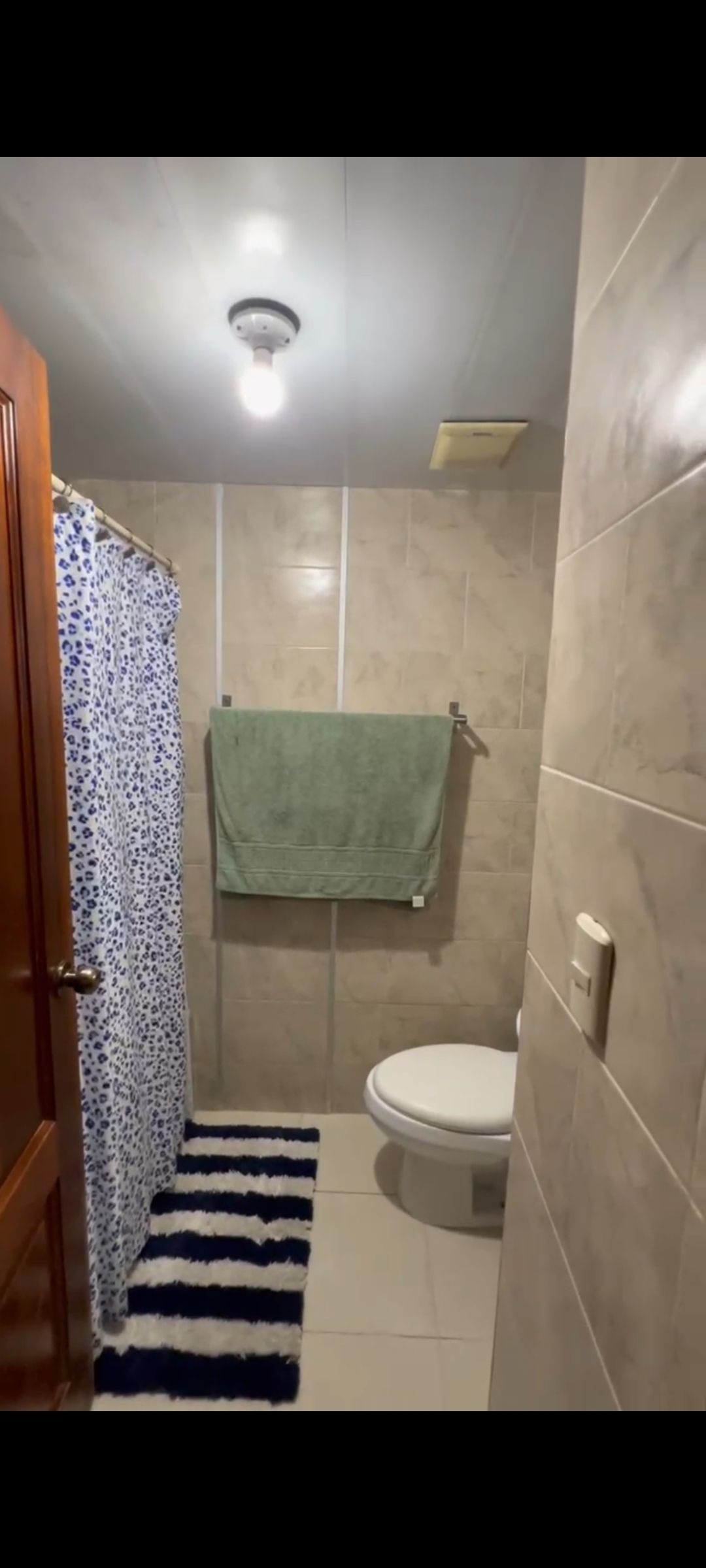 apartamentos - Apartamento 2do piso con terraza en arroyo hondo v 2