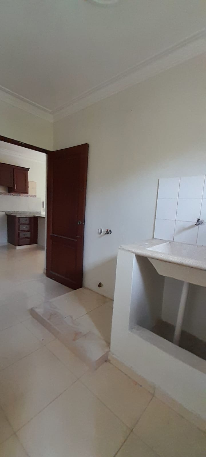 apartamentos - Vendo apartamento en 3er nivel de Alma Rosa I 3