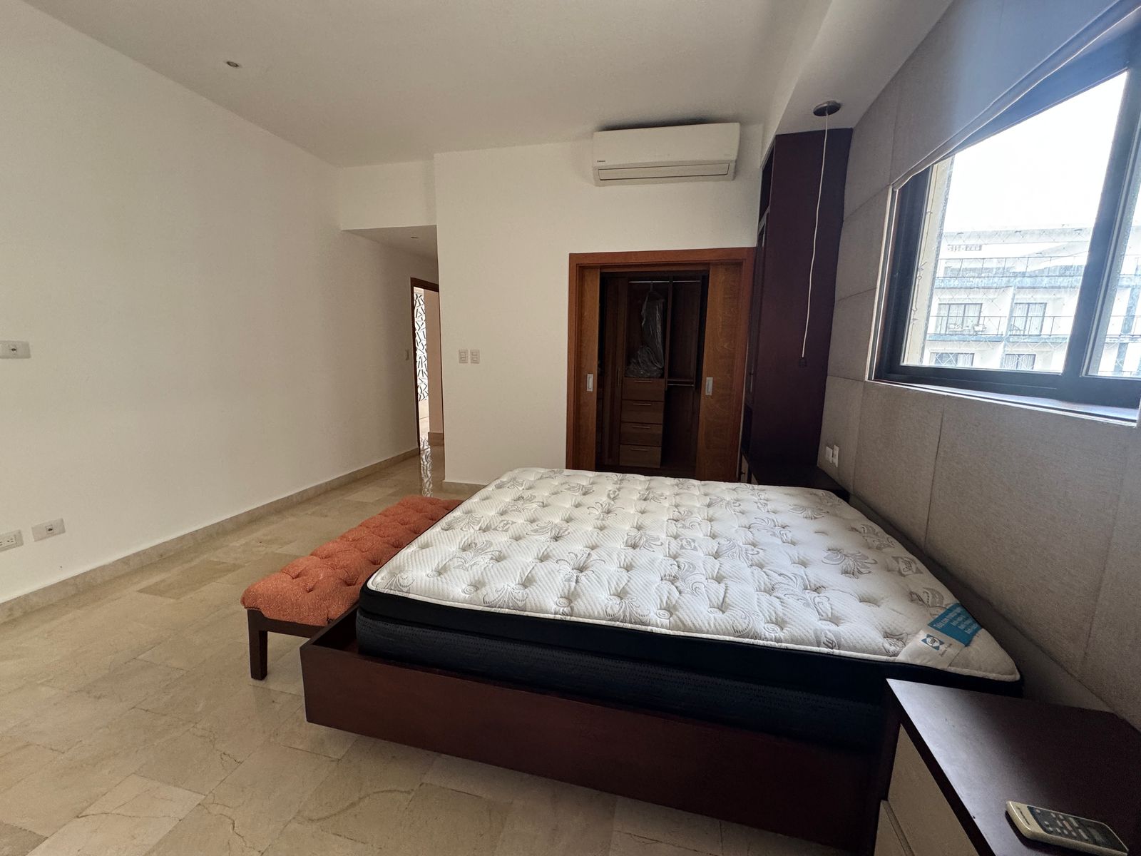 apartamentos - Vendo apartamento en Naco 2 habitaciones y estudio 4