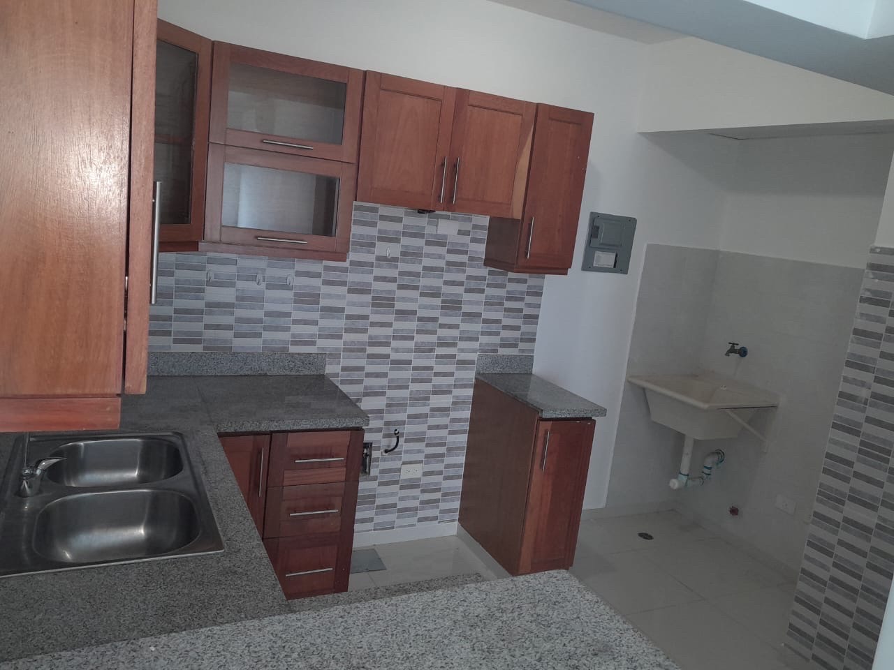 apartamentos - Se alquila en Bella vista 3