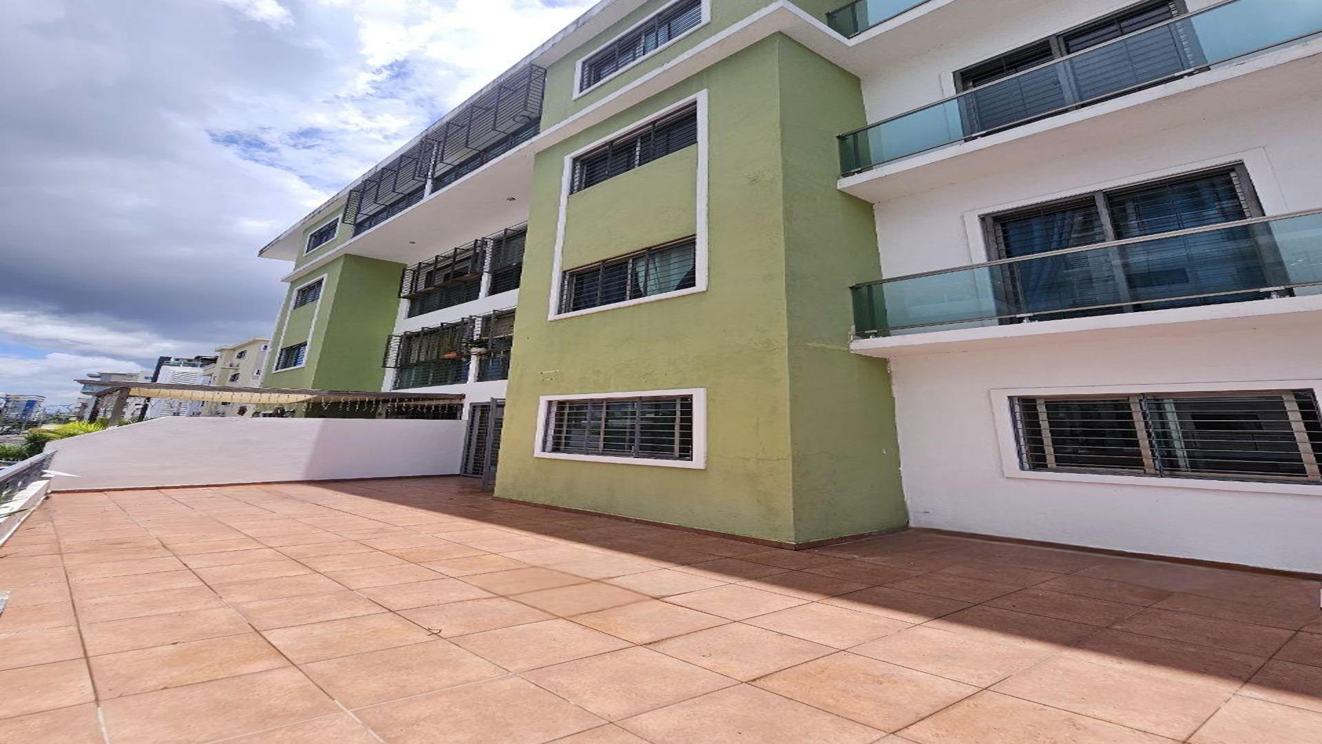 apartamentos - APARTAMENTO EN EL MILLÓN 2DO NIVEL CON TERRAZA 0