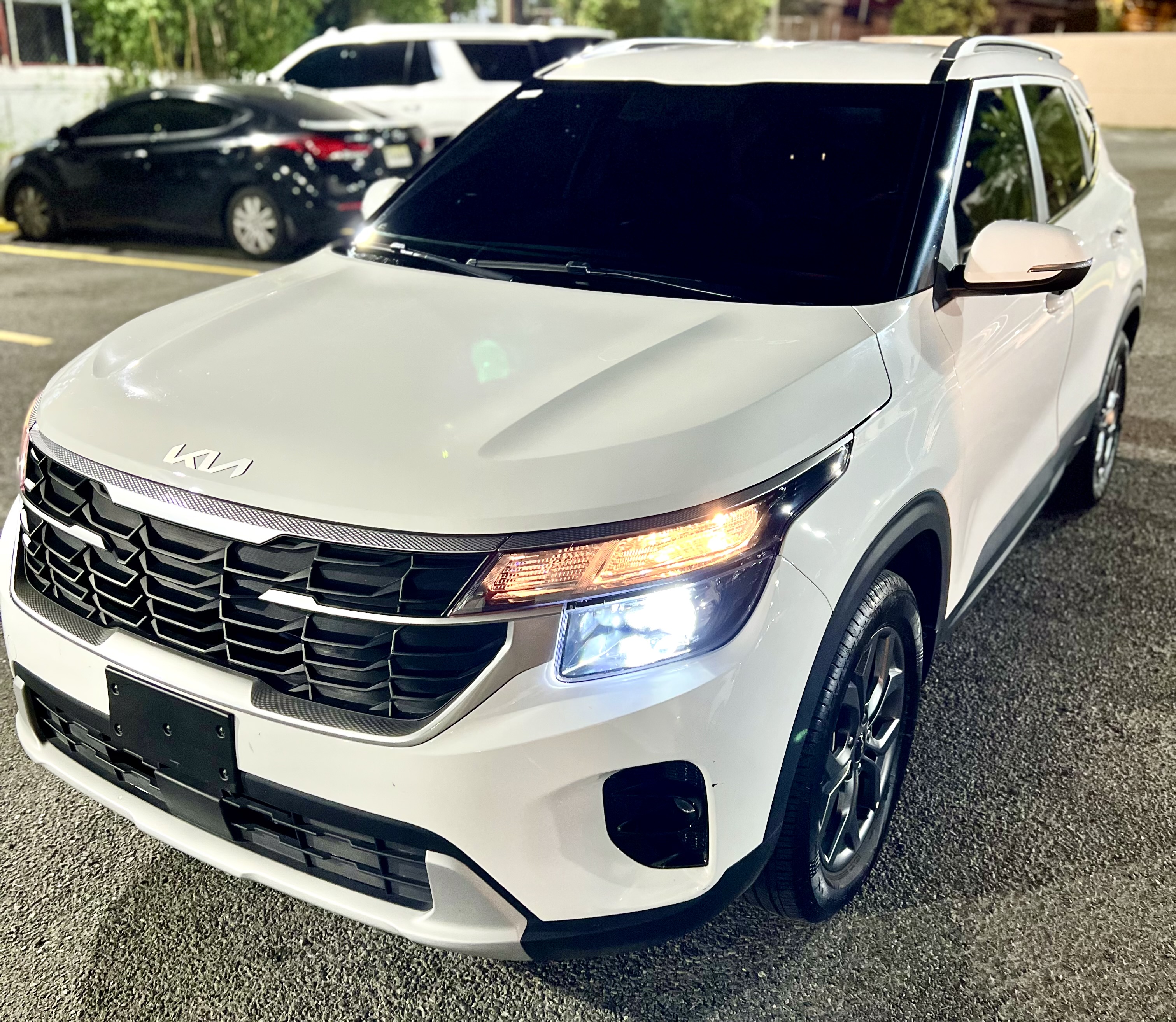 jeepetas y camionetas - EXTRAORDINARIO VEHICULO KIA SELTOS 2024  3