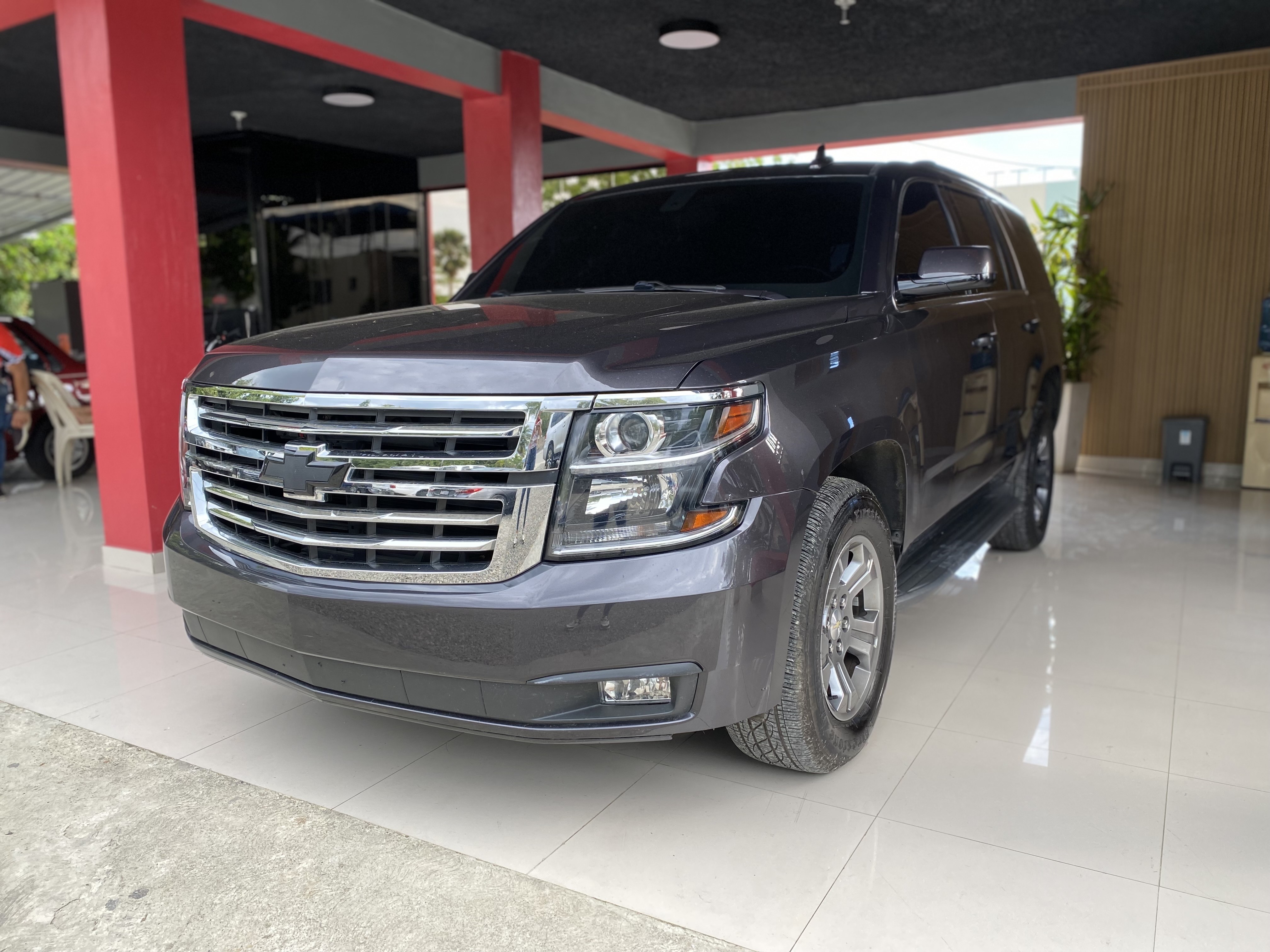 jeepetas y camionetas - CHEVROLET TAHOE 2018 0