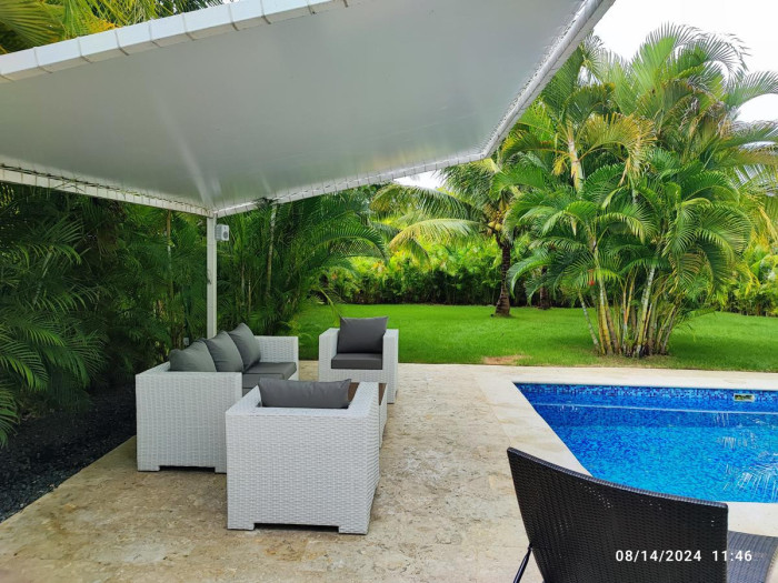 casas vacacionales y villas - Villa Amueblada en Venta y Renta - Playa Nueva Rom 3