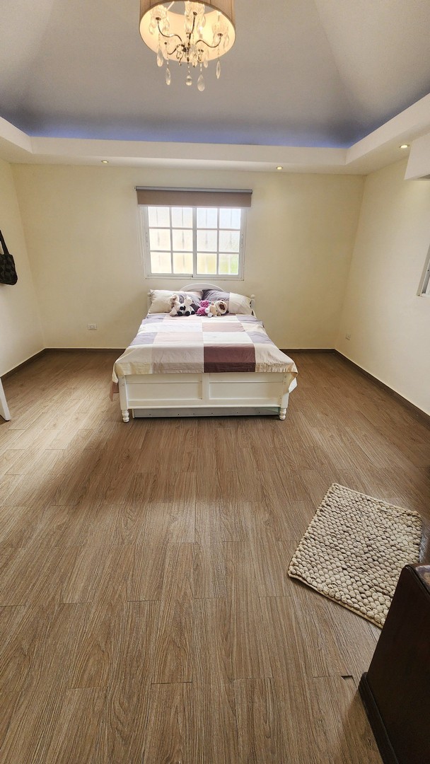 casas - Altos de Arroyo Hondo lll casa 4 habitaciones 3 baños 5 parqueos  5
