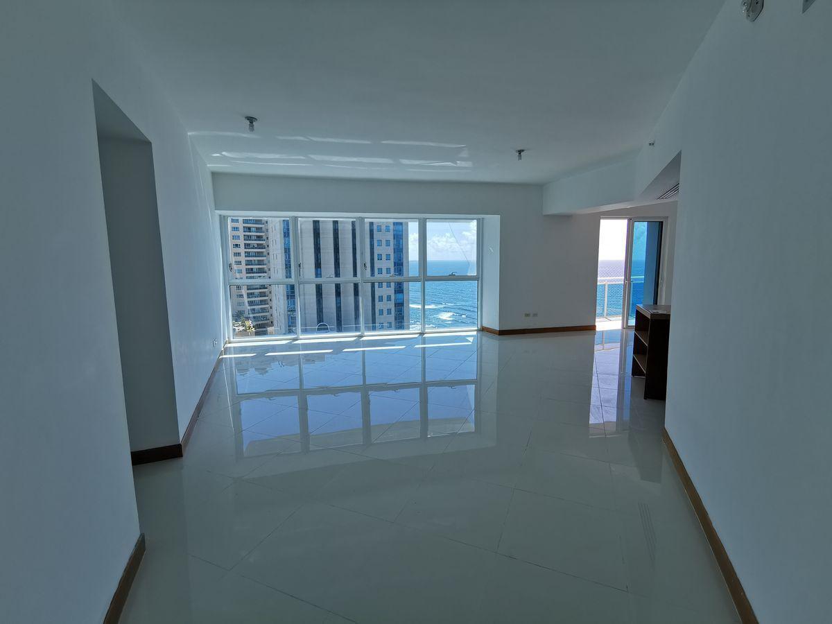 apartamentos - Apartamento de 3 habitaciones moderno frente al mar, Malecon 7