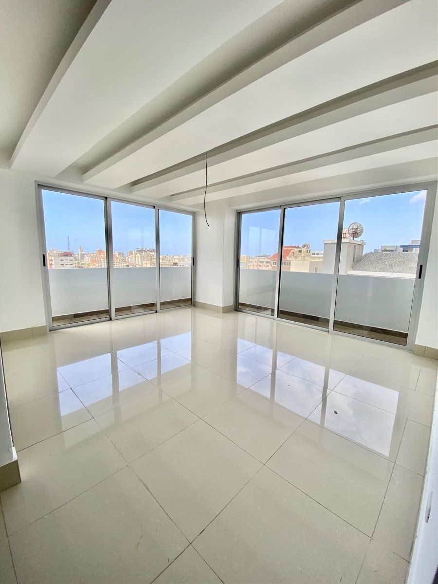 penthouses - PENTHOUSE EN VENTA EN EVARISTO MORALES DE 3 HABITA 5